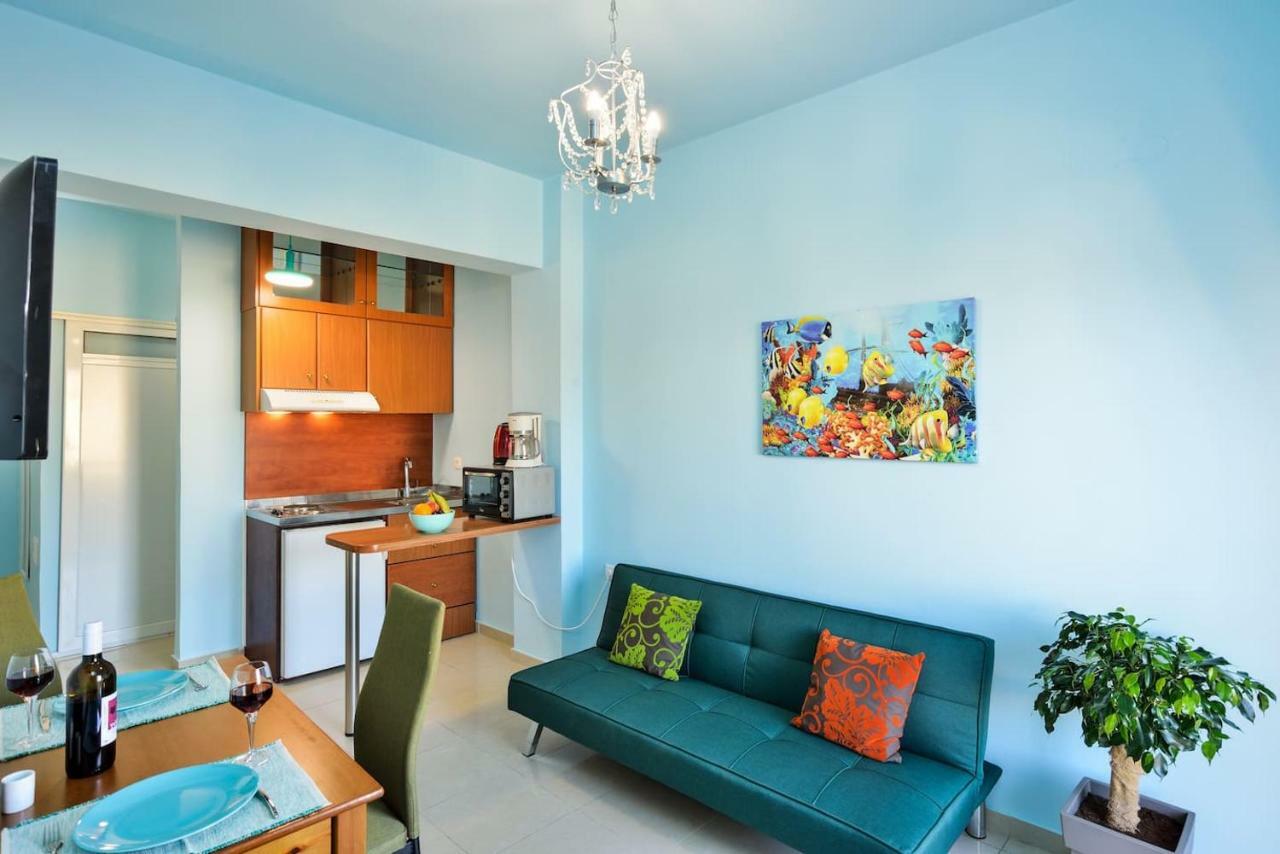 Seaside Old Venetian Harbour 1St Floor Apartman Hriszí Aktí Haniá Kültér fotó